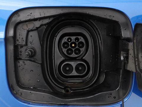 Škoda Enyaq iV 60 | Stoel & stuurverwarming | Carplay | Keyless | Navigatie | Camera | Cruise control | Full LED | Parkeerhulp | 20'' lichtmetalen velgen