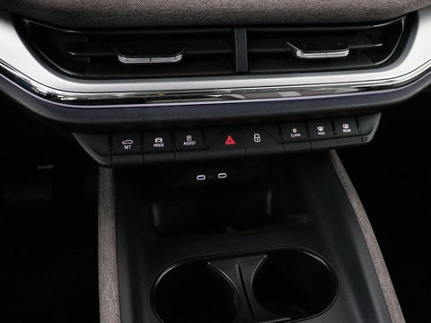 Škoda Enyaq iV 60 | Stoel & stuurverwarming | Carplay | Keyless | Navigatie | Camera | Cruise control | Full LED | Parkeerhulp | 20'' lichtmetalen velgen