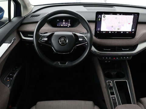 Škoda Enyaq iV 60 | Stoel & stuurverwarming | Carplay | Keyless | Navigatie | Camera | Cruise control | Full LED | Parkeerhulp | 20'' lichtmetalen velgen