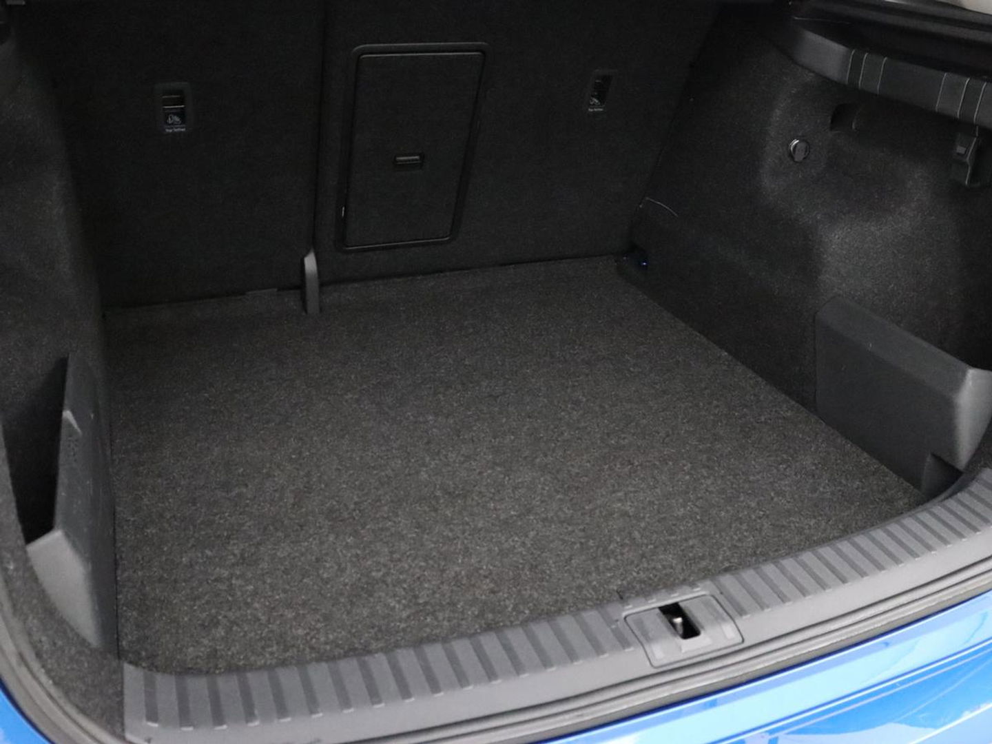 Škoda Enyaq iV 60 | Stoel & stuurverwarming | Carplay | Keyless | Navigatie | Camera | Cruise control | Full LED | Parkeerhulp | 20'' lichtmetalen velgen