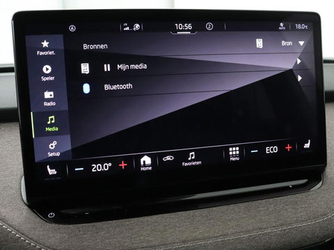 Škoda Enyaq iV 60 | Stoel & stuurverwarming | Carplay | Keyless | Navigatie | Camera | Cruise control | Full LED | Parkeerhulp | 20'' lichtmetalen velgen