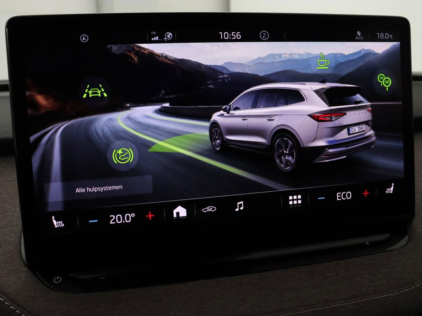 Škoda Enyaq iV 60 | Stoel & stuurverwarming | Carplay | Keyless | Navigatie | Camera | Cruise control | Full LED | Parkeerhulp | 20'' lichtmetalen velgen
