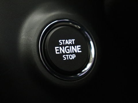 Škoda Enyaq iV 60 | Stoel & stuurverwarming | Carplay | Keyless | Navigatie | Camera | Cruise control | Full LED | Parkeerhulp | 20'' lichtmetalen velgen