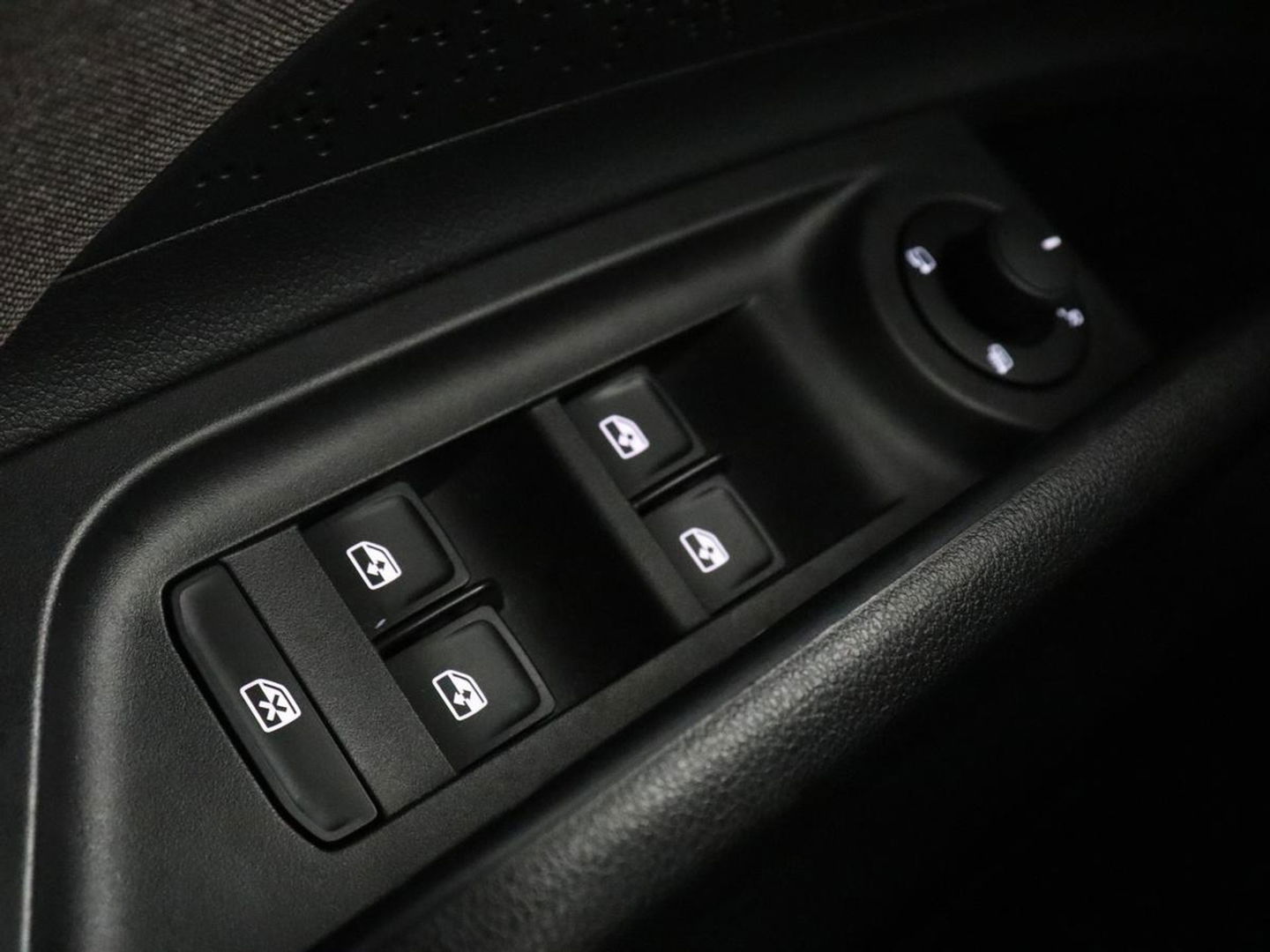 Škoda Enyaq iV 60 | Stoel & stuurverwarming | Carplay | Keyless | Navigatie | Camera | Cruise control | Full LED | Parkeerhulp | 20'' lichtmetalen velgen