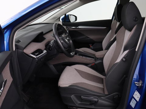 Škoda Enyaq iV 60 | Stoel & stuurverwarming | Carplay | Keyless | Navigatie | Camera | Cruise control | Full LED | Parkeerhulp | 20'' lichtmetalen velgen
