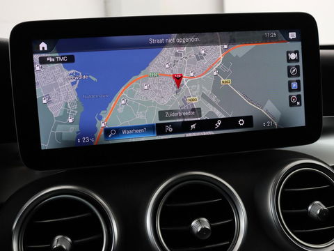 Mercedes-Benz GLC 300e 4Matic | Adaptive cruise | Trekhaak | Carplay | Stoelverwarming | Leder | Massage | Memory | Camera | Navigatie