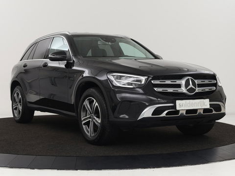 Mercedes-Benz GLC 300e 4Matic | Adaptive cruise | Trekhaak | Carplay | Stoelverwarming | Leder | Massage | Memory | Camera | Navigatie
