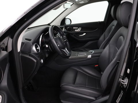 Mercedes-Benz GLC 300e 4Matic | Adaptive cruise | Trekhaak | Carplay | Stoelverwarming | Leder | Massage | Memory | Camera | Navigatie