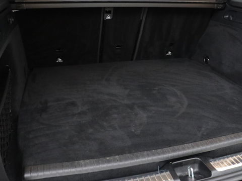 Mercedes-Benz GLC 300e 4Matic | Adaptive cruise | Trekhaak | Carplay | Stoelverwarming | Leder | Massage | Memory | Camera | Navigatie