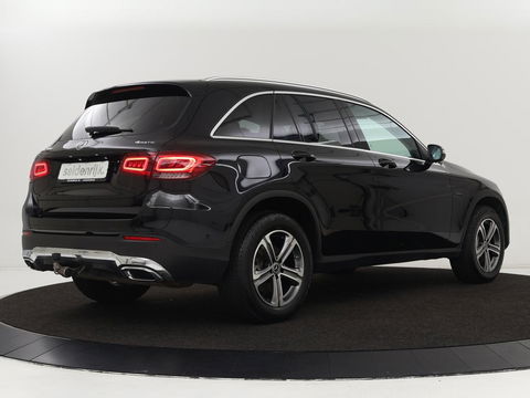 Mercedes-Benz GLC 300e 4Matic | Adaptive cruise | Trekhaak | Carplay | Stoelverwarming | Leder | Massage | Memory | Camera | Navigatie