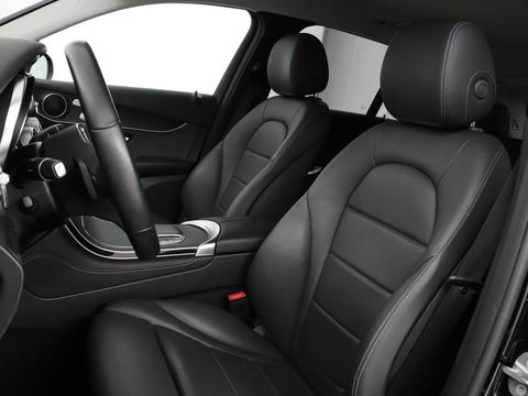 Mercedes-Benz GLC 300e 4Matic | Adaptive cruise | Trekhaak | Carplay | Stoelverwarming | Leder | Massage | Memory | Camera | Navigatie