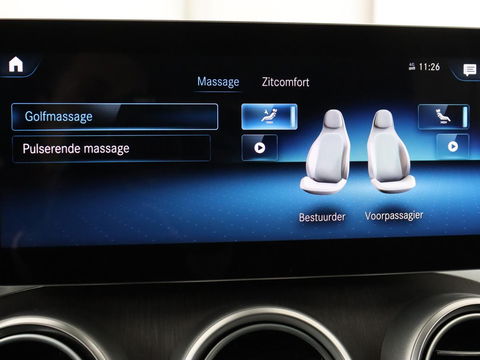 Mercedes-Benz GLC 300e 4Matic | Adaptive cruise | Trekhaak | Carplay | Stoelverwarming | Leder | Massage | Memory | Camera | Navigatie