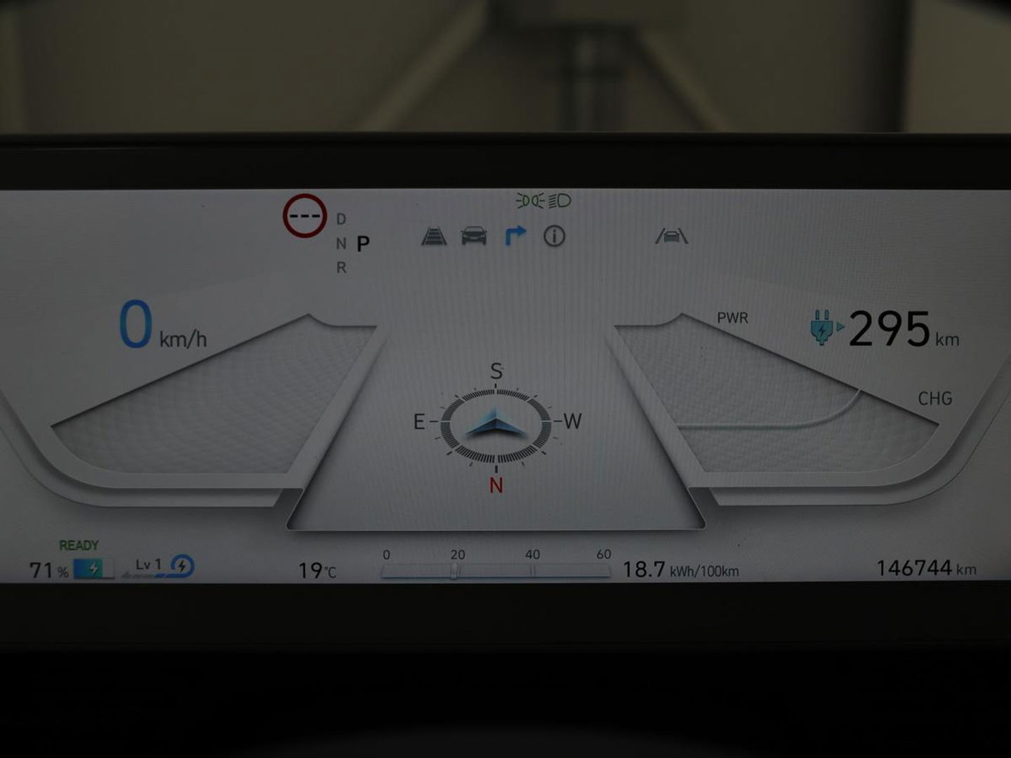Hyundai IONIQ 5 Style 73kWh | SOH 100% | Adaptive cruise | Camera | Carplay | Keyless | Navigatie | Full LED | 19'' lichtmetalen velgen
