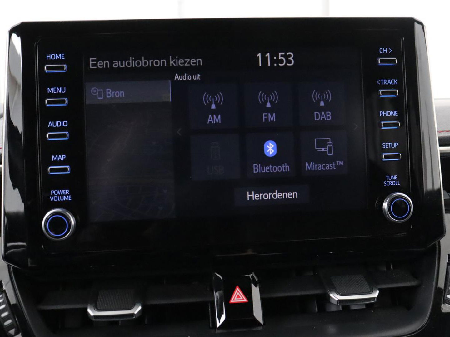 Toyota Corolla 1.8 Hybrid Executive | Head-Up | Stoelverwarming | Adaptive cruise | Carplay | Camera | Navigatie | Sportstoelen | Keyless | Full LED