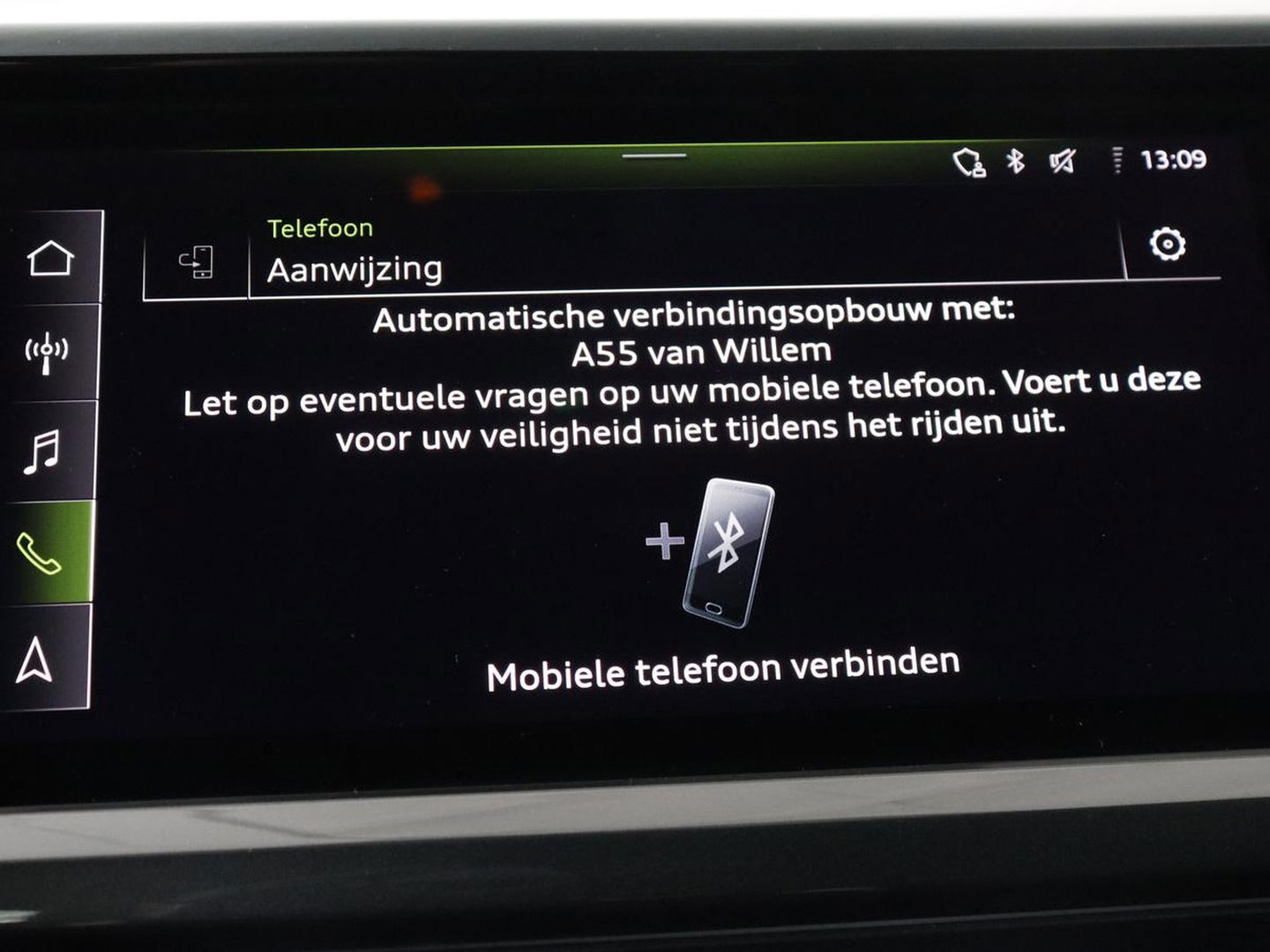 Audi Q4 e-tron 40 Launch edition S Competition 77 kWh | Stoelverwarming | Warmtepomp | Matrix LED | Carplay | Adaptive cruise | Navigatie | Virtual Cockpit | Half leder | Sportstoelen