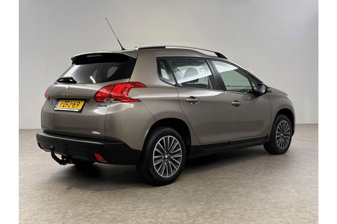 Peugeot 2008 1.2 PureTech Pano Airco Trekhaak LED Navi PDC 16"LMV