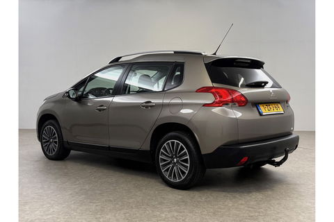 Peugeot 2008 1.2 PureTech Pano Airco Trekhaak LED Navi PDC 16"LMV