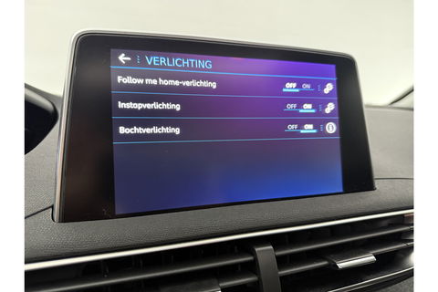 Peugeot 3008 1.2 PureTech Allure Pano Sfeer LED 360Camera Virtual Carplay Clima Cruise Navi PDC 19"LMV