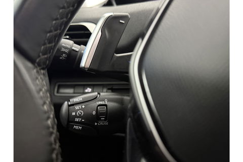 Peugeot 3008 1.2 PureTech Allure Pano Sfeer LED 360Camera Virtual Carplay Clima Cruise Navi PDC 19"LMV