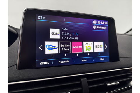 Peugeot 3008 1.2 PureTech Allure Pano Sfeer LED 360Camera Virtual Carplay Clima Cruise Navi PDC 19"LMV