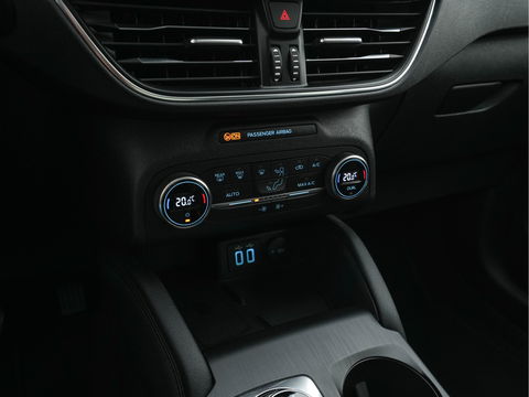 Ford Kuga 2.5 PHEV Titanium X (INCL-BTW) *LEATHER-MICROFIBRE | FULL-LED | DIGI-COCKPIT | ADAPTIVE-CRUISE | BLINDSPOT | PARK-PILOT | CAMERA | NAVI-FULLMAP | HEATED-COMFORT-SEATS | CARPLAY | DAB | LANE-ASSIST | 17"ALU*