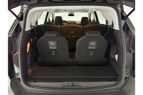 Peugeot 5008 1.2 PureTech 7 Persoons LED Trekhaak Camera Virtual Carplay Navi PDC 17''LMV