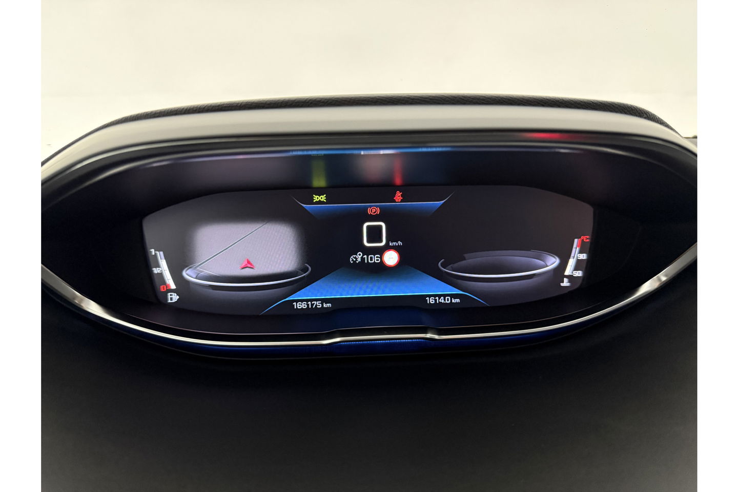 Peugeot 5008 1.2 PureTech 7 Persoons LED Trekhaak Camera Virtual Carplay Navi PDC 17''LMV