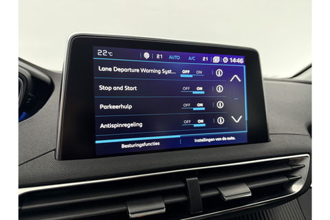 Peugeot 5008 1.2 PureTech 7 Persoons LED Trekhaak Camera Virtual Carplay Navi PDC 17''LMV