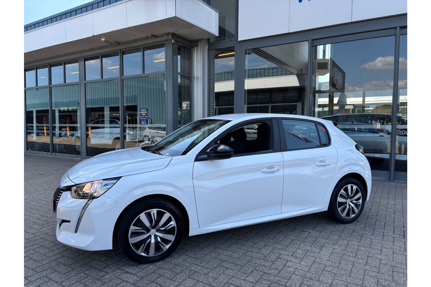 Peugeot 208 1.2 PT BL ALLURE NAVI AIRCO/ECC