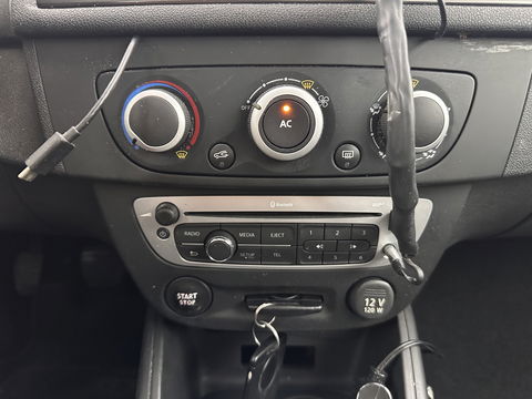 Renault Mégane Estate 1.5 dCi Expression *NAVI-FULLMAP | AIRCO | CRUISE | COMFORT-SEATS | TOWBAR*