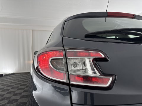 Renault Mégane Estate 1.5 dCi Expression *NAVI-FULLMAP | AIRCO | CRUISE | COMFORT-SEATS | TOWBAR*