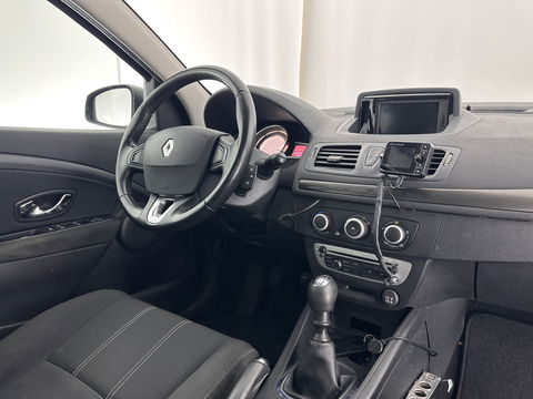 Renault Mégane Estate 1.5 dCi Expression *NAVI-FULLMAP | AIRCO | CRUISE | COMFORT-SEATS | TOWBAR*