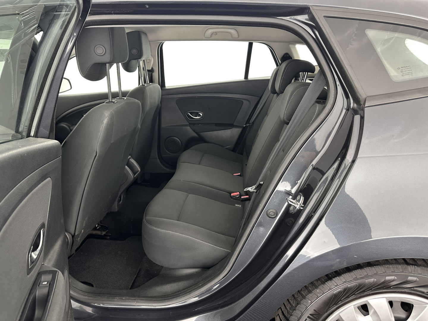 Renault Mégane Estate 1.5 dCi Expression *NAVI-FULLMAP | AIRCO | CRUISE | COMFORT-SEATS | TOWBAR*