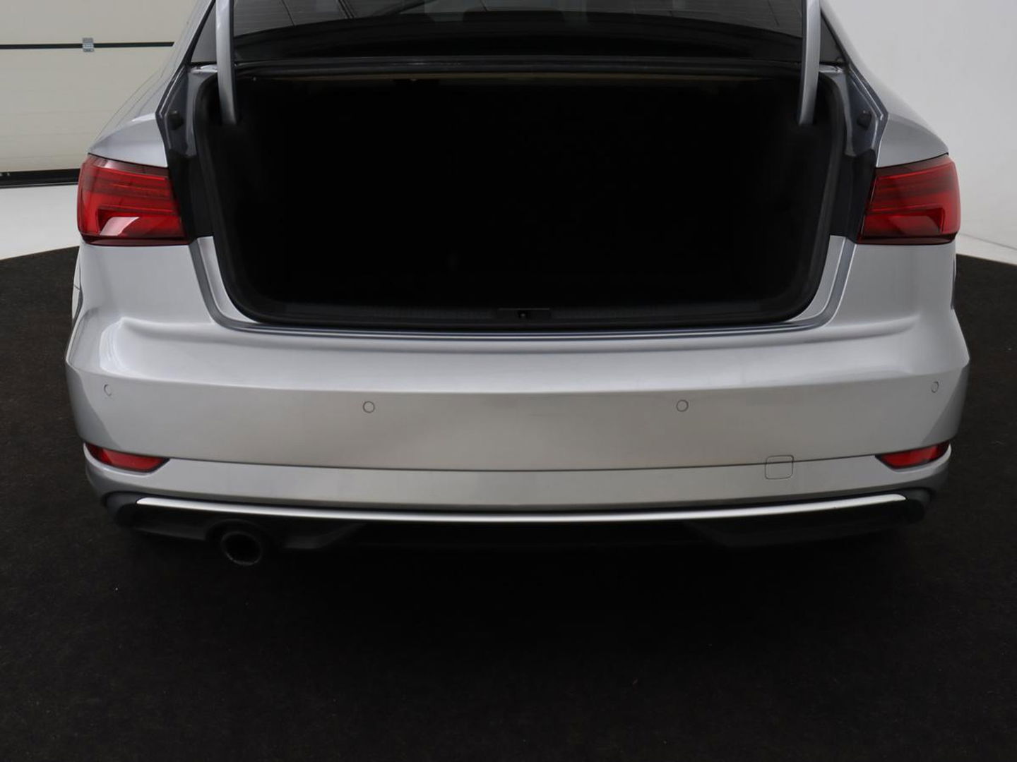 Audi A3 1.0 TFSI Sport S Line | Carplay | Sportstoelen | Full LED | Climate control | Navigatie | Cruise control | Parkeerhulp | Bluetooth