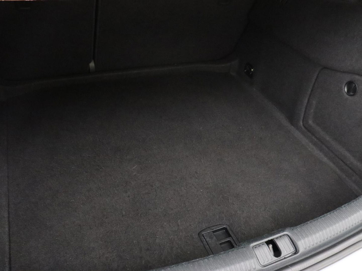 Audi A3 1.0 TFSI Sport S Line | Carplay | Sportstoelen | Full LED | Climate control | Navigatie | Cruise control | Parkeerhulp | Bluetooth