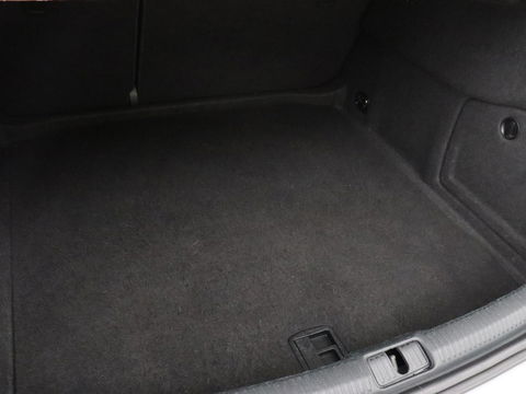 Audi A3 1.0 TFSI Sport S Line | Carplay | Sportstoelen | Full LED | Climate control | Navigatie | Cruise control | Parkeerhulp | Bluetooth