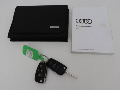 Audi A3 1.0 TFSI Sport S Line | Carplay | Sportstoelen | Full LED | Climate control | Navigatie | Cruise control | Parkeerhulp | Bluetooth