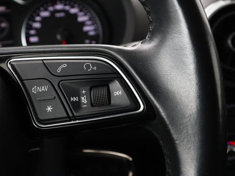 Audi A3 1.0 TFSI Sport S Line | Carplay | Sportstoelen | Full LED | Climate control | Navigatie | Cruise control | Parkeerhulp | Bluetooth