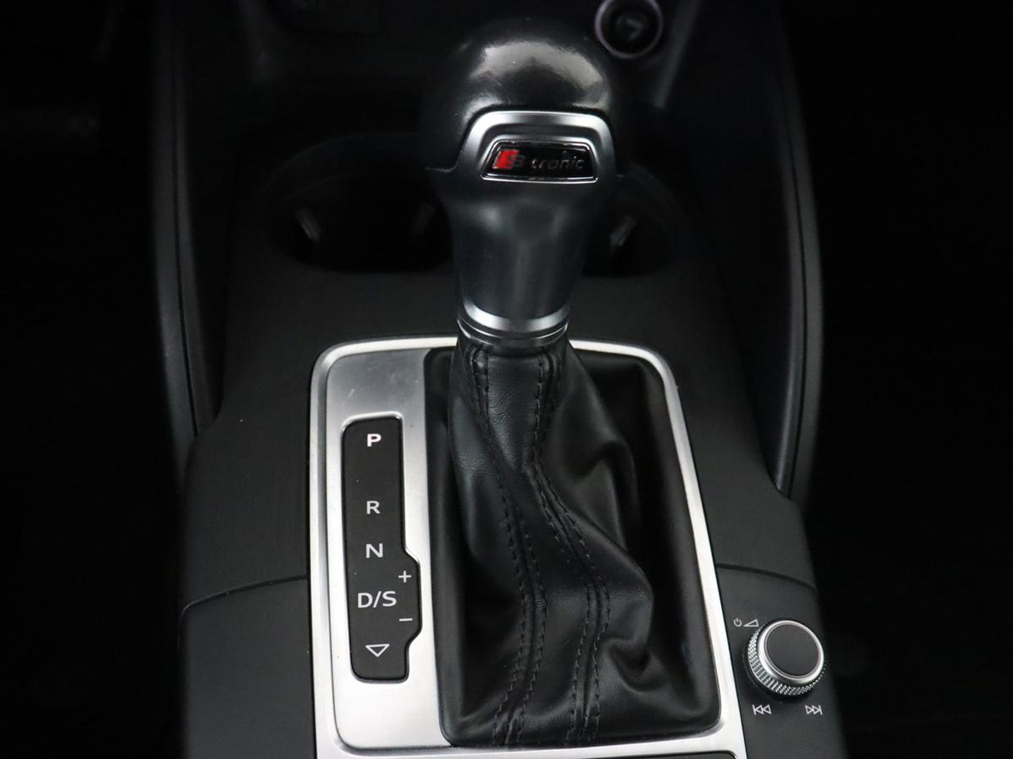 Audi A3 1.0 TFSI Sport S Line | Carplay | Sportstoelen | Full LED | Climate control | Navigatie | Cruise control | Parkeerhulp | Bluetooth