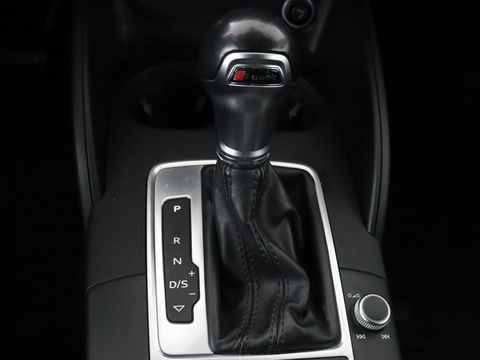 Audi A3 1.0 TFSI Sport S Line | Carplay | Sportstoelen | Full LED | Climate control | Navigatie | Cruise control | Parkeerhulp | Bluetooth