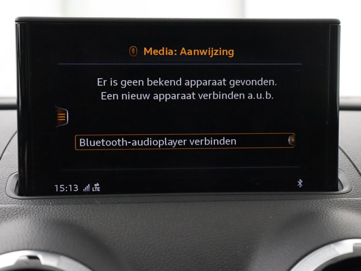 Audi A3 1.0 TFSI Sport S Line | Carplay | Sportstoelen | Full LED | Climate control | Navigatie | Cruise control | Parkeerhulp | Bluetooth