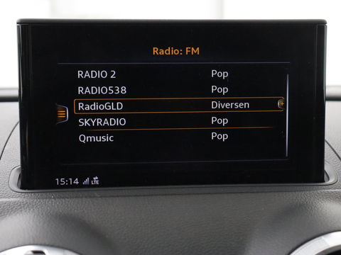 Audi A3 1.0 TFSI Sport S Line | Carplay | Sportstoelen | Full LED | Climate control | Navigatie | Cruise control | Parkeerhulp | Bluetooth