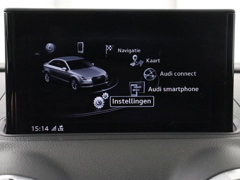 Audi A3 1.0 TFSI Sport S Line | Carplay | Sportstoelen | Full LED | Climate control | Navigatie | Cruise control | Parkeerhulp | Bluetooth