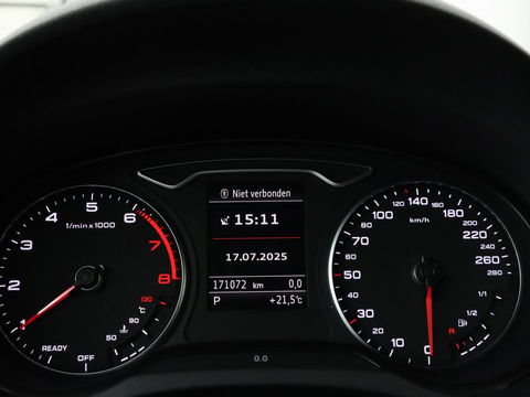 Audi A3 1.0 TFSI Sport S Line | Carplay | Sportstoelen | Full LED | Climate control | Navigatie | Cruise control | Parkeerhulp | Bluetooth
