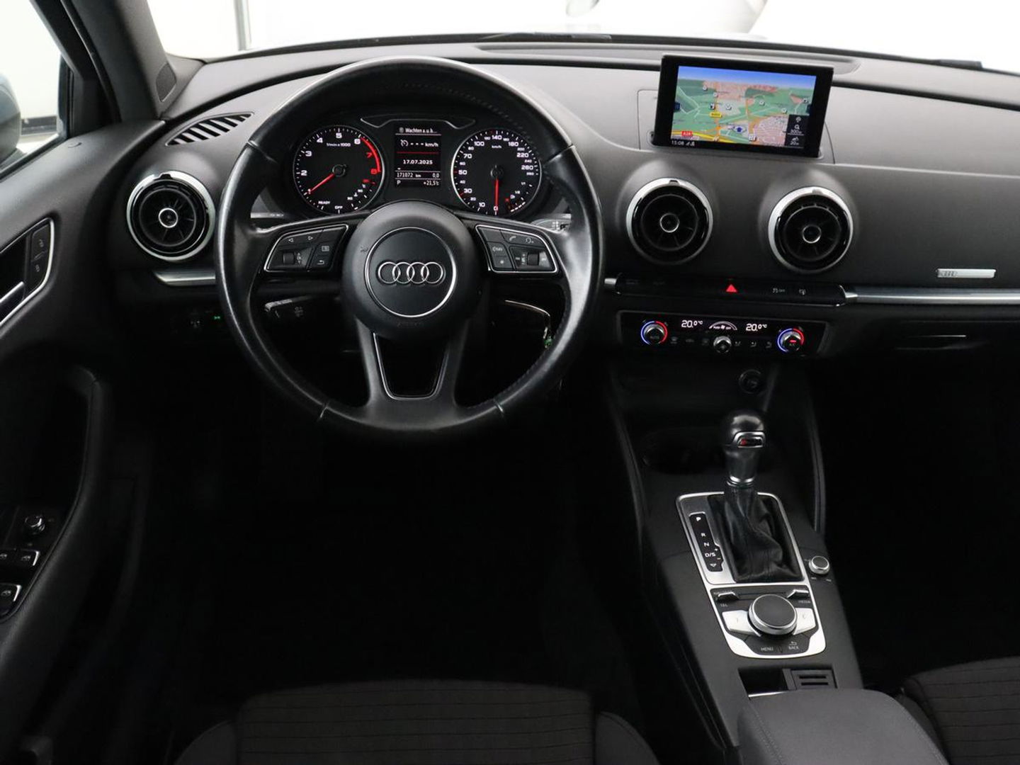 Audi A3 1.0 TFSI Sport S Line | Carplay | Sportstoelen | Full LED | Climate control | Navigatie | Cruise control | Parkeerhulp | Bluetooth