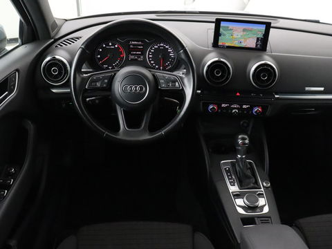 Audi A3 1.0 TFSI Sport S Line | Carplay | Sportstoelen | Full LED | Climate control | Navigatie | Cruise control | Parkeerhulp | Bluetooth