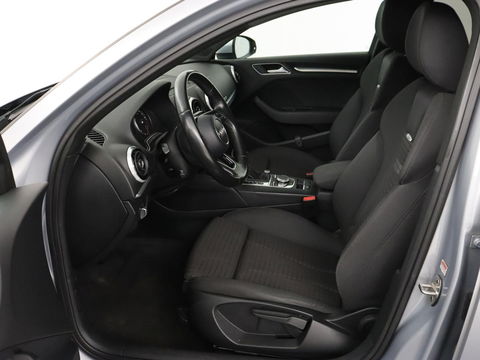 Audi A3 1.0 TFSI Sport S Line | Carplay | Sportstoelen | Full LED | Climate control | Navigatie | Cruise control | Parkeerhulp | Bluetooth