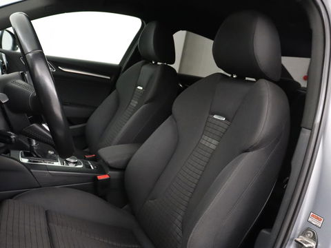 Audi A3 1.0 TFSI Sport S Line | Carplay | Sportstoelen | Full LED | Climate control | Navigatie | Cruise control | Parkeerhulp | Bluetooth