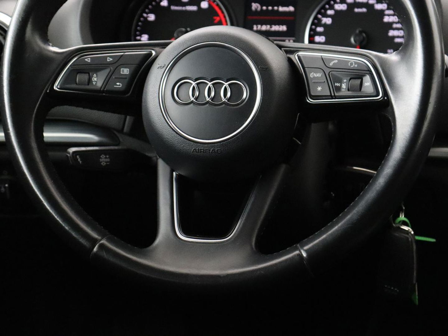 Audi A3 1.0 TFSI Sport S Line | Carplay | Sportstoelen | Full LED | Climate control | Navigatie | Cruise control | Parkeerhulp | Bluetooth