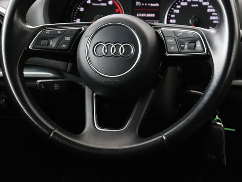 Audi A3 1.0 TFSI Sport S Line | Carplay | Sportstoelen | Full LED | Climate control | Navigatie | Cruise control | Parkeerhulp | Bluetooth